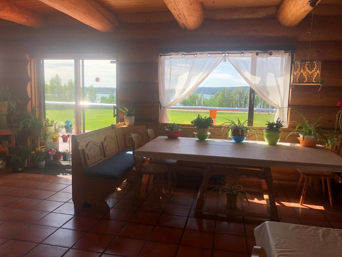 Cariboo Log Guest House Lac La Hache Esterno foto